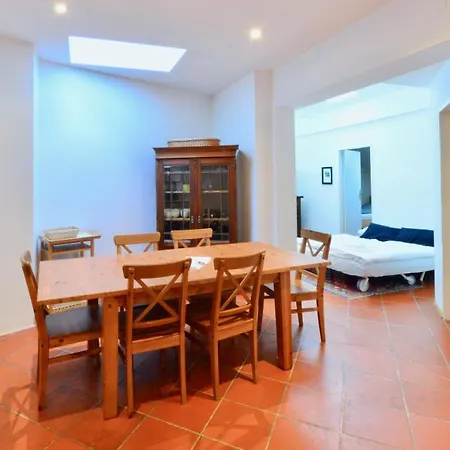 Apartment Spacious Flat With Panoramic View Vienna