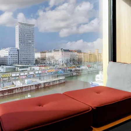 Radisson Red Hotel, Wien