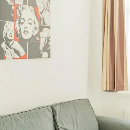 Bianca 12 - Location