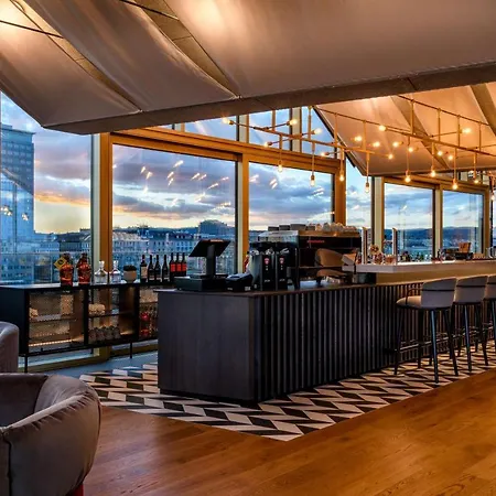Radisson Red Hotel, Hotell Wien