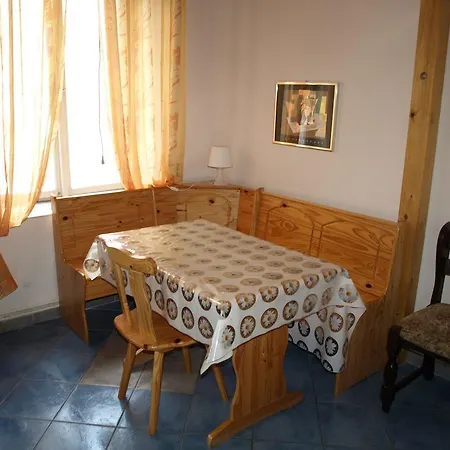 Hotel Liechtenstein Apartments II 2*