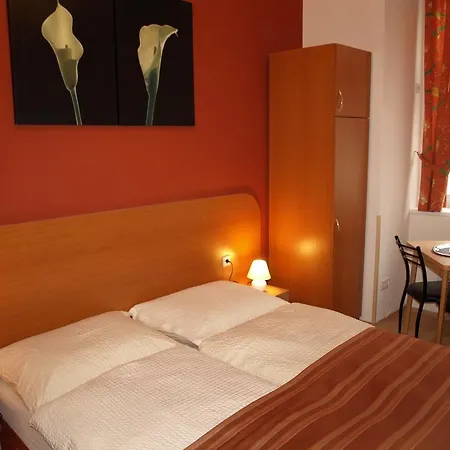 Aparthotel Hotel Liechtenstein Apartments II 2*