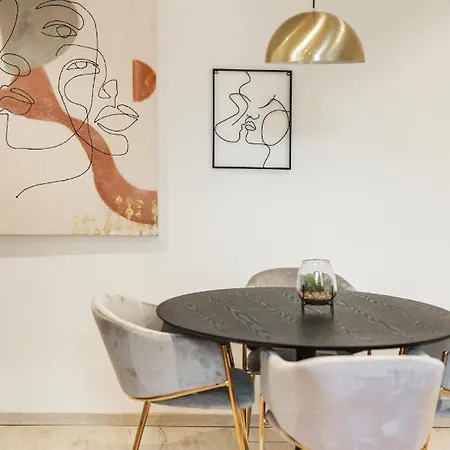 Zeus Design Apartamento *