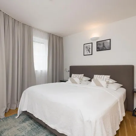 Rafael Kaiser - Premium Centre - Contactless 24h Check-in Apartment