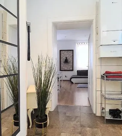 Apartment Wiener Buddha Style Flat With Inner Garden- Marzstrasse