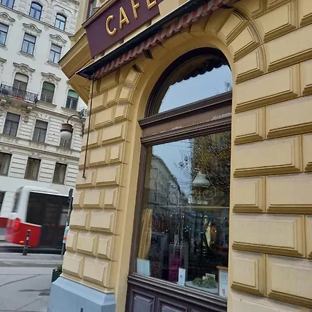Apartment The For Artists Vienna