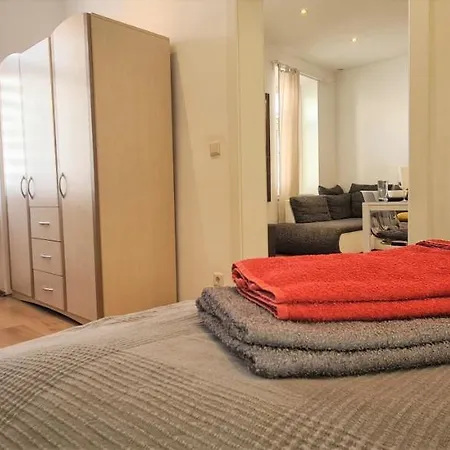 Apartment Wiener Buddha Style Flat With Inner Garden- Marzstrasse *