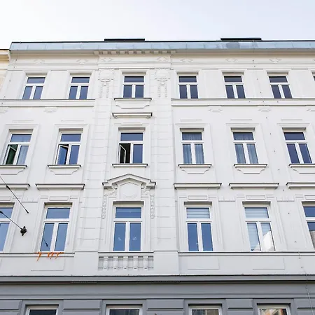 Nadland B61 Wien