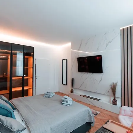 Petit Luxe Apartment Vienna