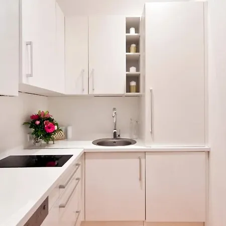 ⍟luxurious And Bright⍟ 5 Min Walk To City Center *