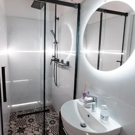 Petit Luxe Apartment