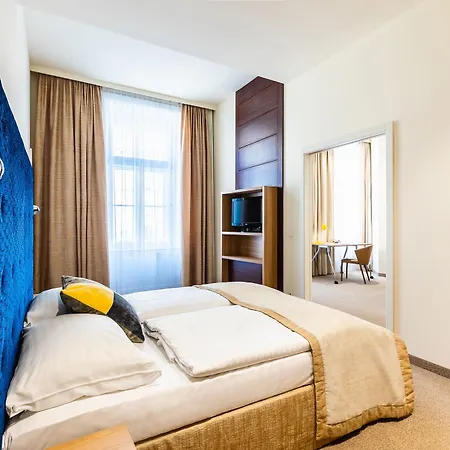 Hilight Suite Hotel 4*