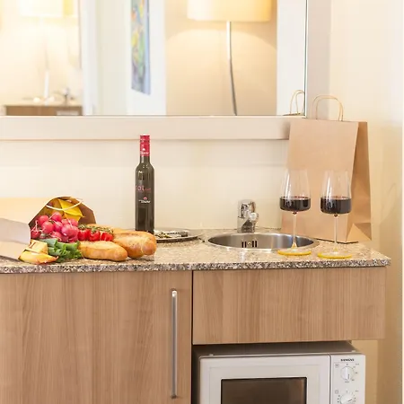Hotel Hilight Suite Hotel 4*