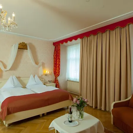 Pertschy Palais Hotel