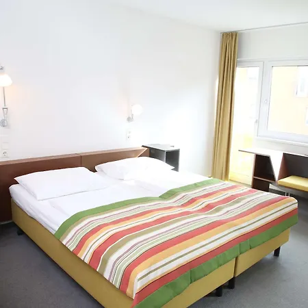 Kyriad Altmannsdorf Hotel 3*