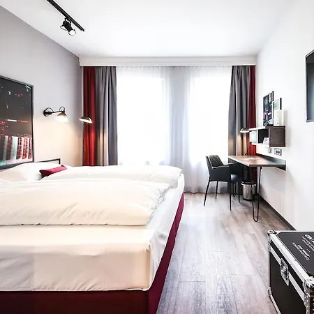 Arte Stadthalle Hotel 4*