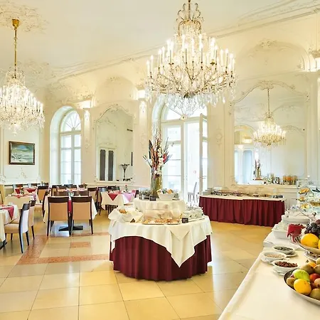 Austria Trend Schloss Wilhelminenberg