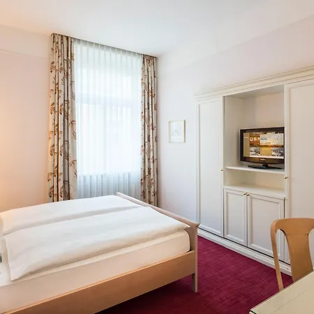 Erzherzog Rainer 4* Viyana