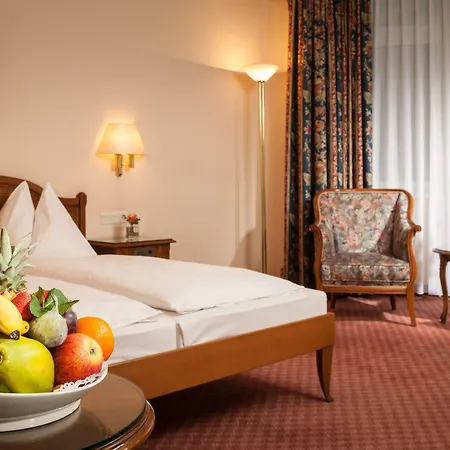 Hotel City Central Отель 4*