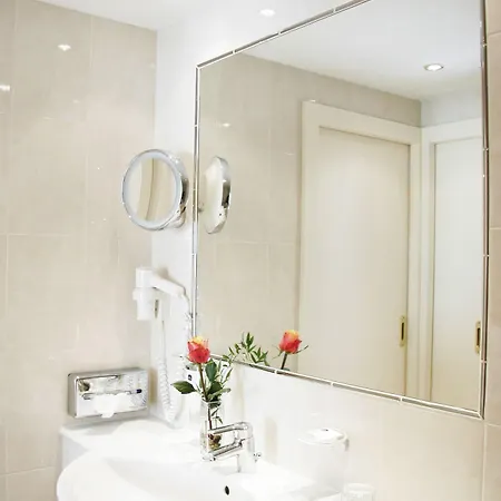 Hotel City Central Отель Вена
