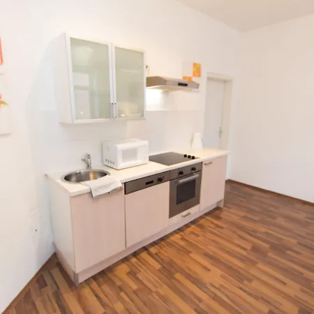 Troststrasse Apartment *