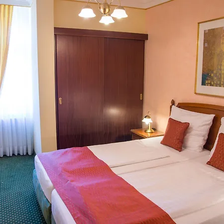Park Hotel 4*