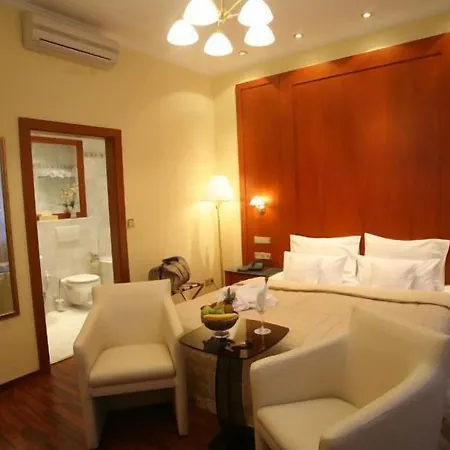 Corvinus - Newly Renovated 4*
