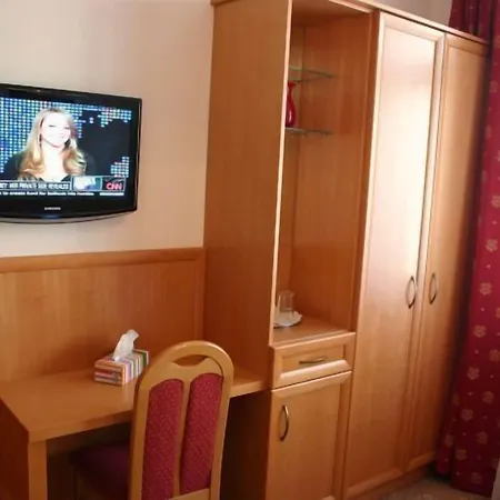 Corvinus - Newly Renovated Hotel