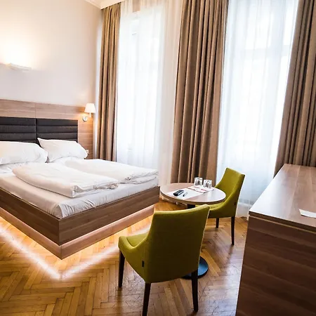 Marc Aurel - Center Hotel 3*