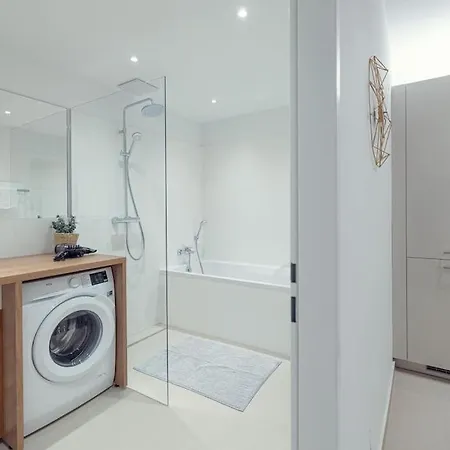 Appartement Ideal For Families & Mid-term-stays *