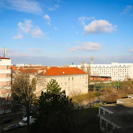 Charming Apartment: Only 10 Minutes To The Center * Vienne