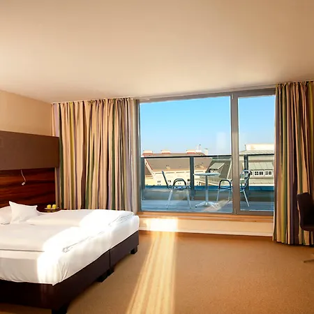 Eurostars Embassy Hotel 4*