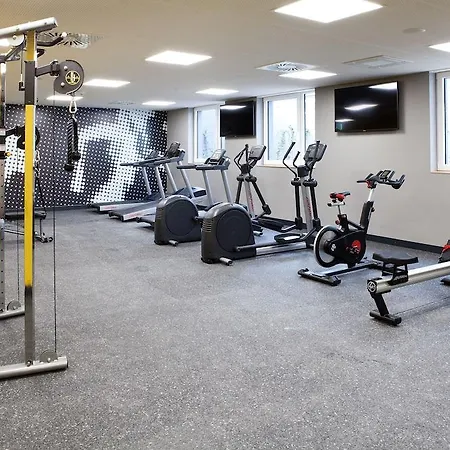 Hampton By Hilton Messe 3*