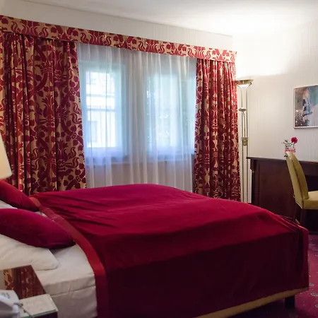 Palais Mailberger Hof Otel 4*