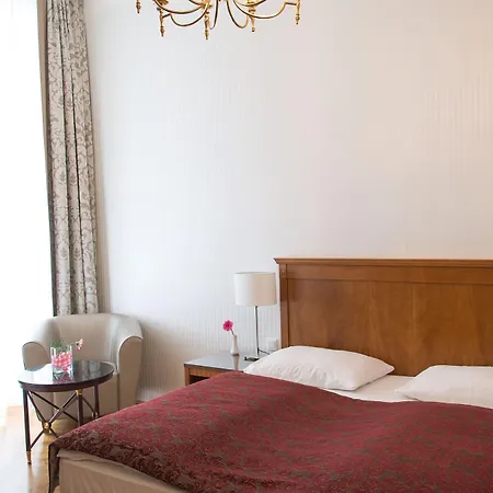 Palais Mailberger Hof 4*