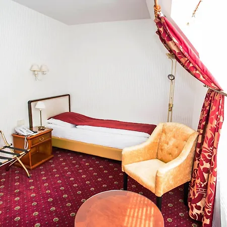 Palais Mailberger Hof Otel 4*
