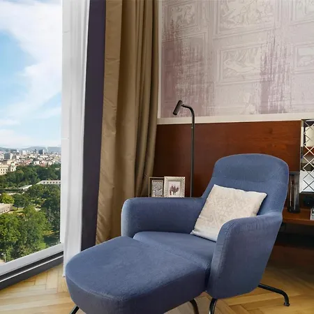Andaz Am Belvedere, By Hyatt Hotel