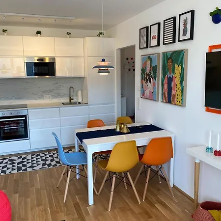 Brand New Cozy 10 Min To Center Appartement