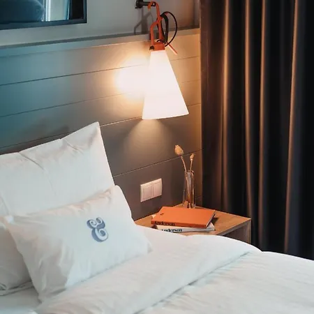 Saint Shermin & Champagne 4* Wien