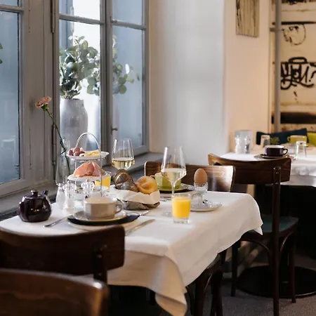 Hotel Saint Shermin & Champagne 4*