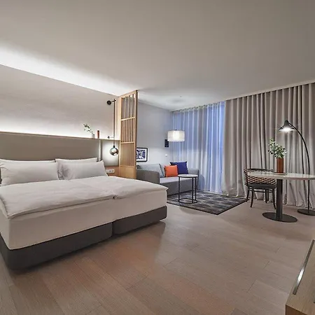 Hotel Adina Belvedere