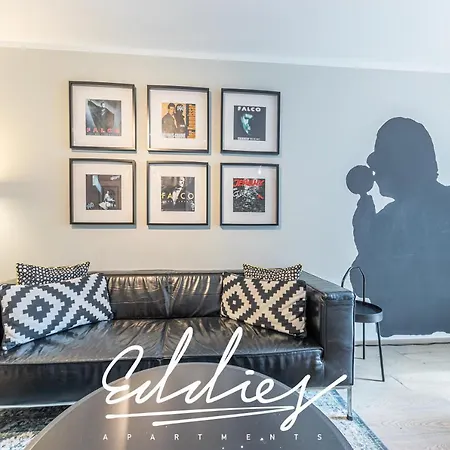 Eddie's Design * Vienna