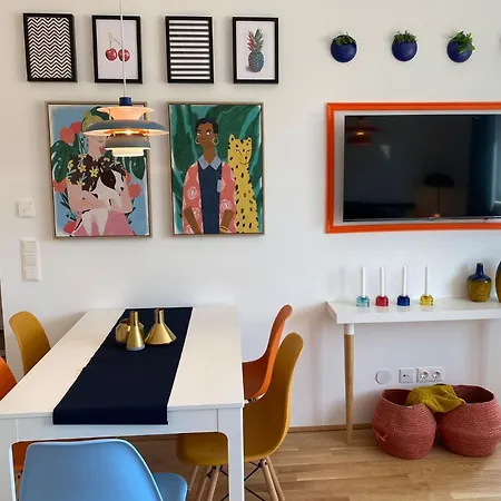 Apartment Brand New Cozy 10 Min To Center *
