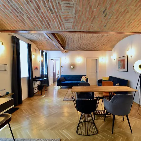 Your Stylish Basement Loft Close To Schonbrunn Apartment *