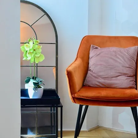 Apartment Your Stylish Basement Loft Close To Schonbrunn Vienna