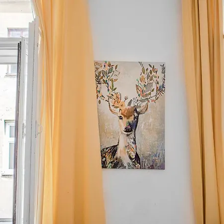 Apartment Vivid King Bed - 12 Minutes From Center