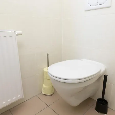 Spacious 2 Bedrooms In 4th District Near Karlskirche Apartment
