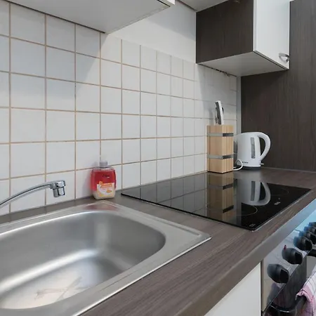 Spacious 2 Bedrooms In 4th District Near Karlskirche Apartment