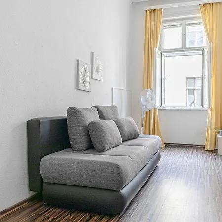 Apartment Vivid King Bed - 12 Minutes From Center *