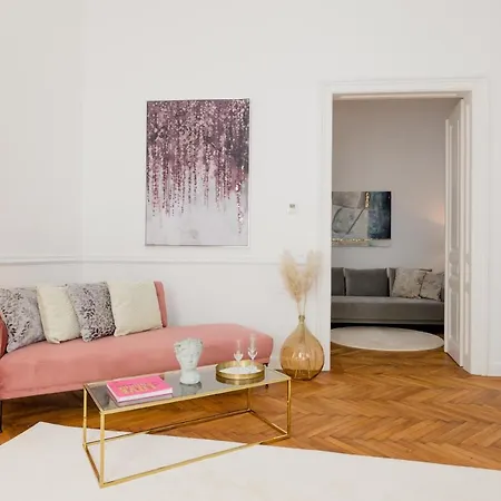 Rafael Kaiser - Premium Centre - Contactless 24h Check-in Apartment *